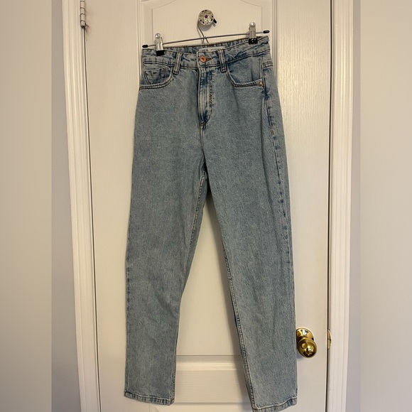 Zara Mom Jeans - Picture 1 of 3